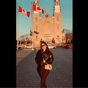 Meet your Posher, Ghofrane